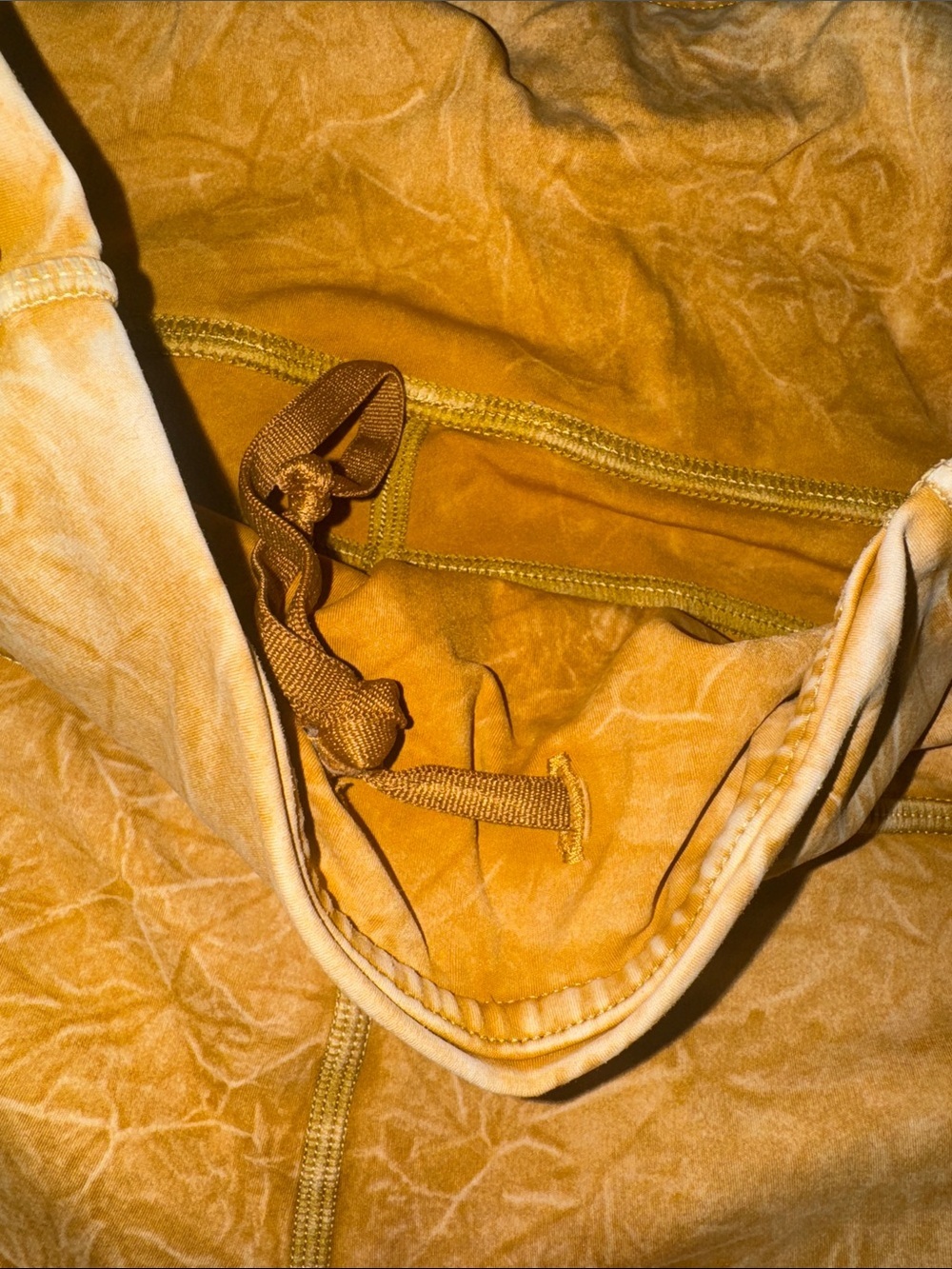 lululemon athletica Gold Patterned Leggings - Picture 5 of 6
